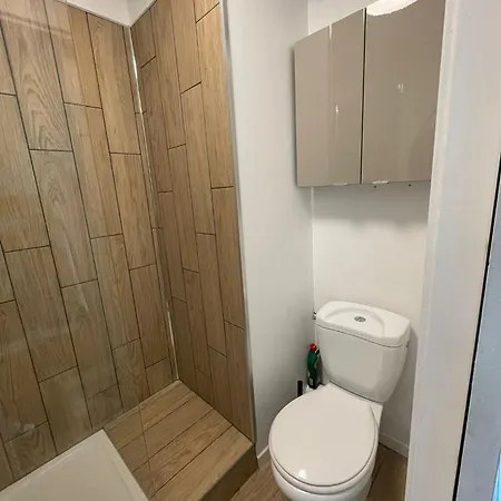 Joli Centre Port La Baleine Rose